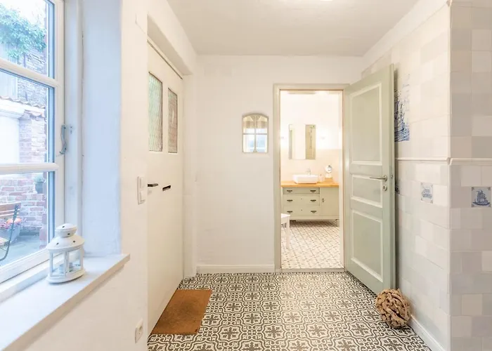 Hus Rode Doer * Oldenswort