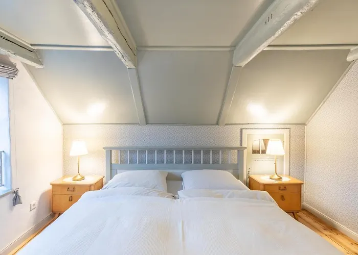 Hus Rode Doer * Oldenswort