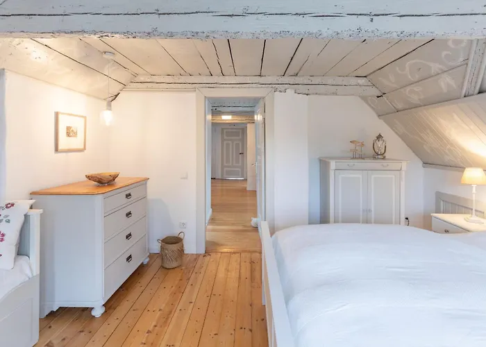 Hus Rode Doer Oldenswort